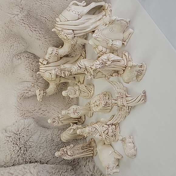 Vintage Nativity Holland Mold 18 Piece Beige Ceramic Christmas Hand Made - Picture 1 of 12